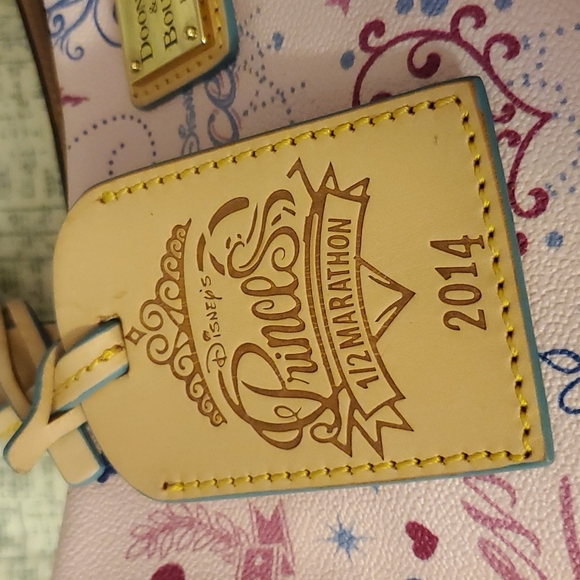 Disney Dooney & Bourke 2014 Princess Half Marathon Weekened‎ Bag - Picture 2 of 16